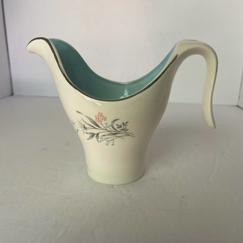 Taylor Smith Taylor Creamer Cream Pitcher 8 oz. 4.25" Vintage Made USA TST284